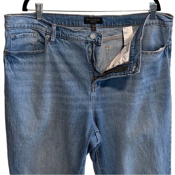 Banana Republic- Slouch Jean with Raw Hems and Wide Cuffs Jeans women's, 18 Tall - Picture 5 of 13